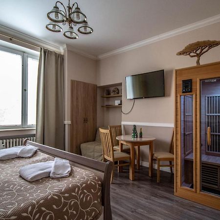 Champagne Studio With Sauna Praha Bagian luar foto