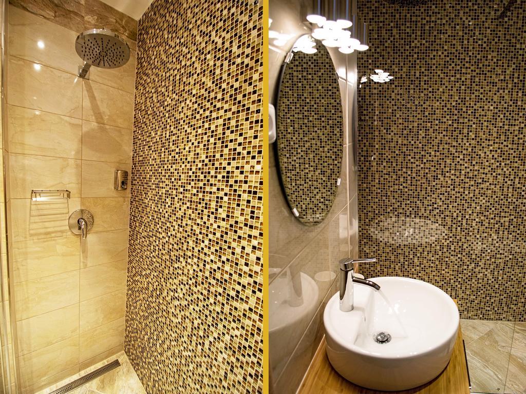 Champagne Studio With Sauna Praha Bagian luar foto